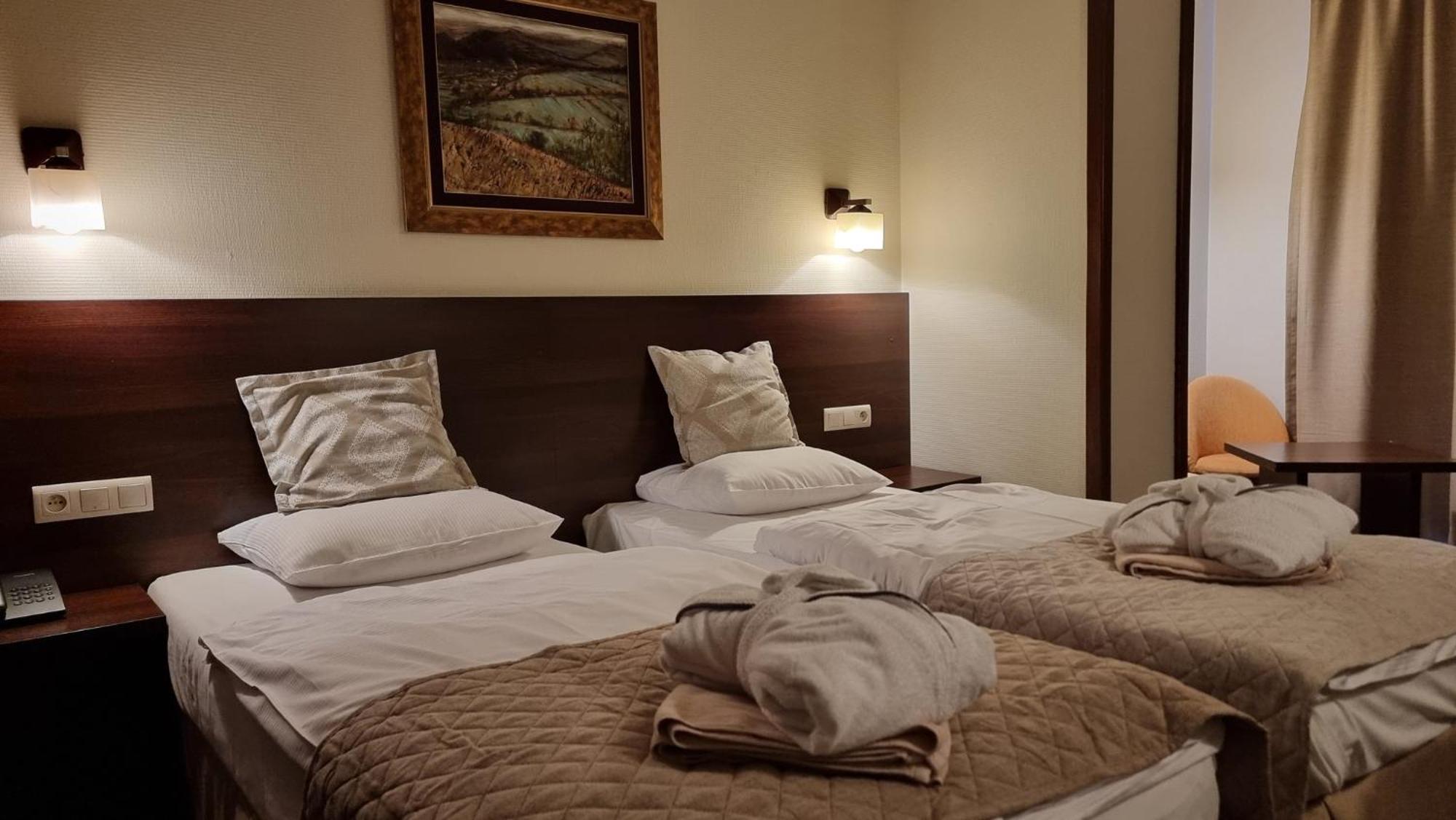 Hotel Nad Przelomem Sromowce Niżne Екстериор снимка