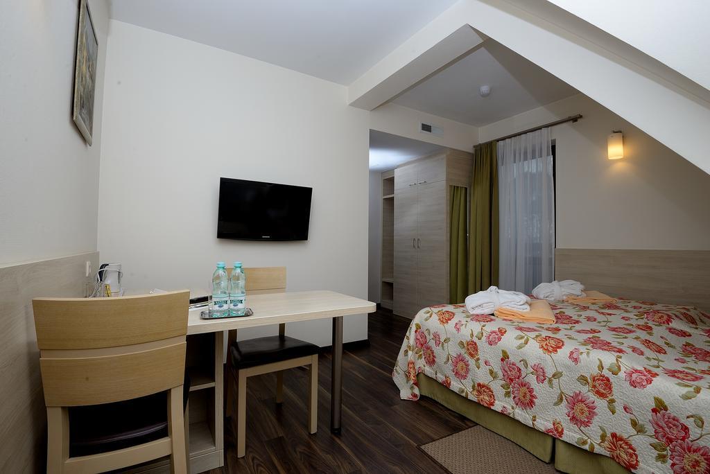 Hotel Nad Przelomem Sromowce Niżne Екстериор снимка