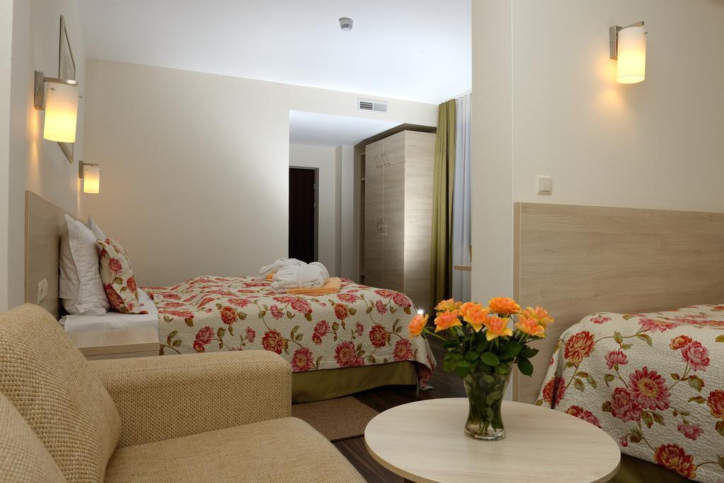Hotel Nad Przelomem Sromowce Niżne Екстериор снимка